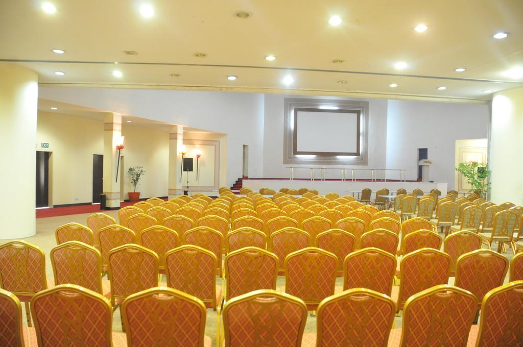 Nicon Luxury Abuja Hotel Exterior photo