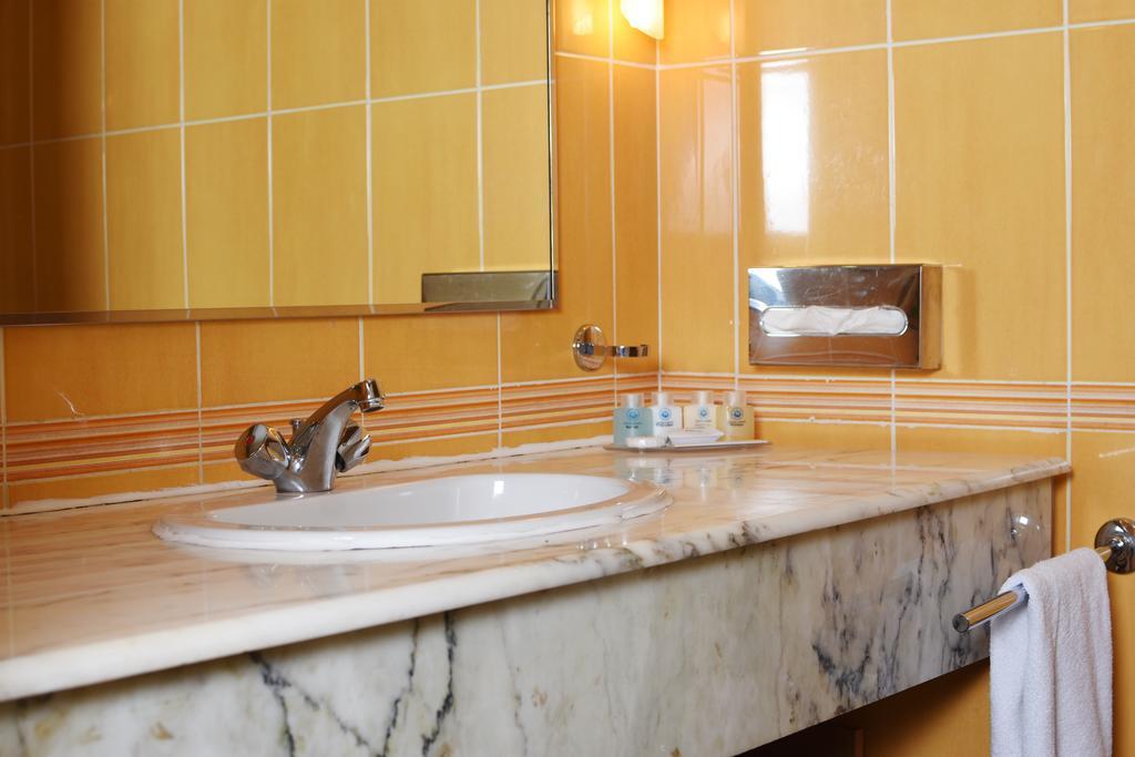 Nicon Luxury Abuja Hotel Exterior photo