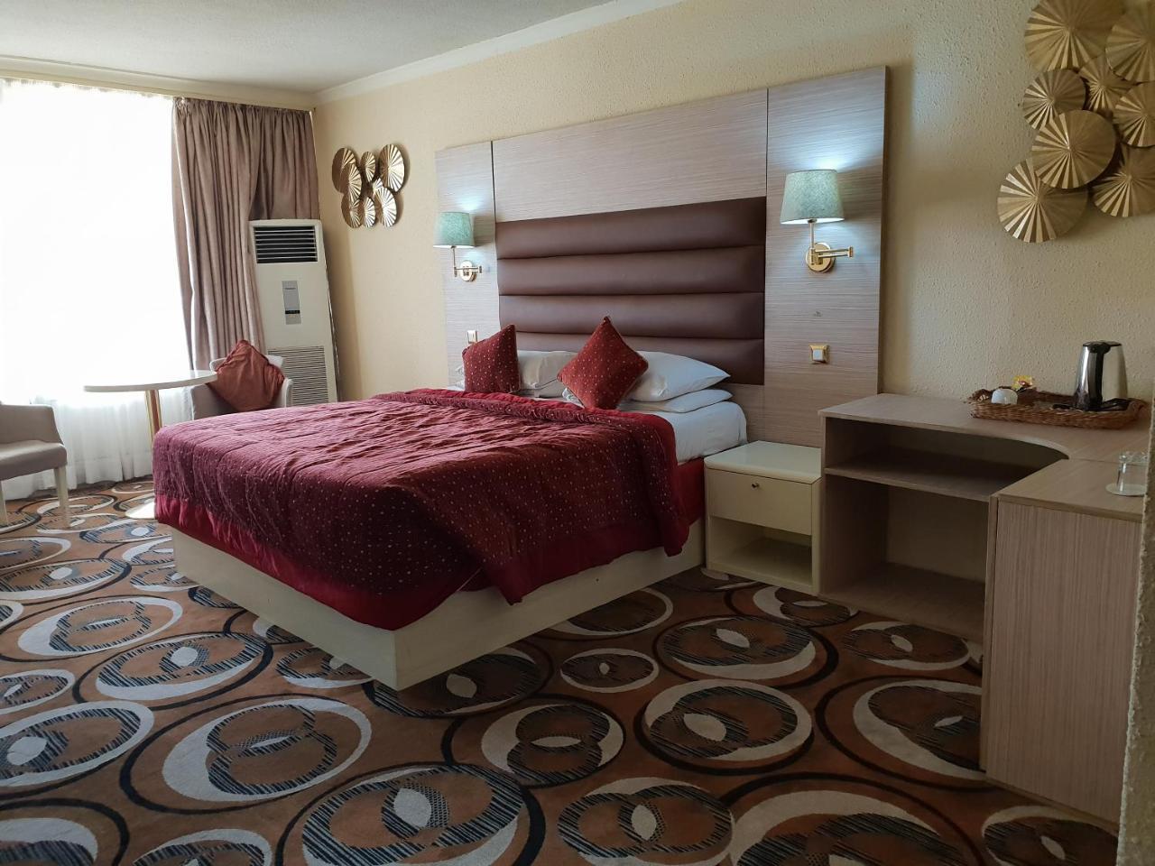 Nicon Luxury Abuja Hotel Exterior photo